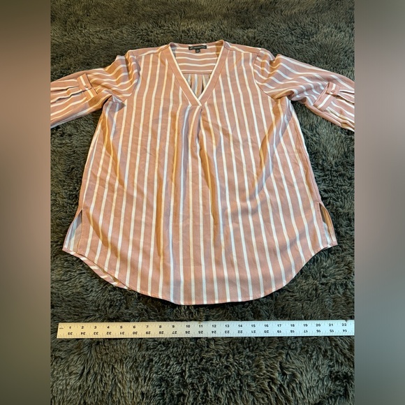 Adrianna Papell peach and white striped long sleeve blouse size small - Picture 7 of 8
